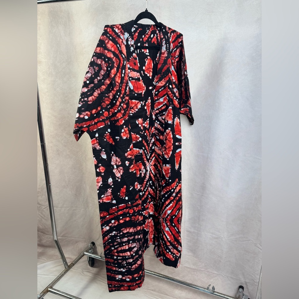Vibrant Red and Black Tie-Dye Kimono Set (Kimono and shorts)